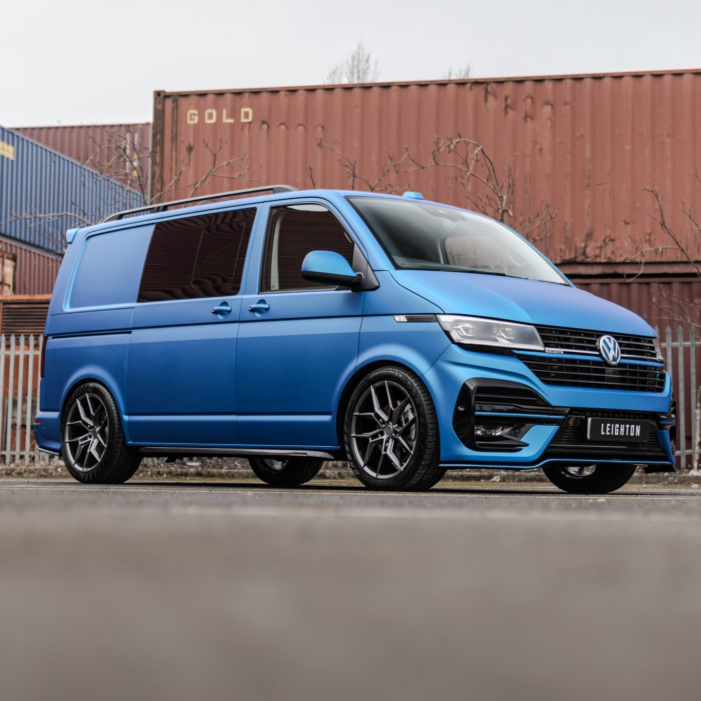 Paint and Installation for LV-R Kit VW Transporter T6.1