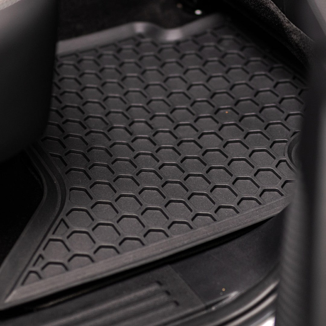 Leighton Heavy Duty 2.5D Rubber Mat Set for Volkswagen Amarok