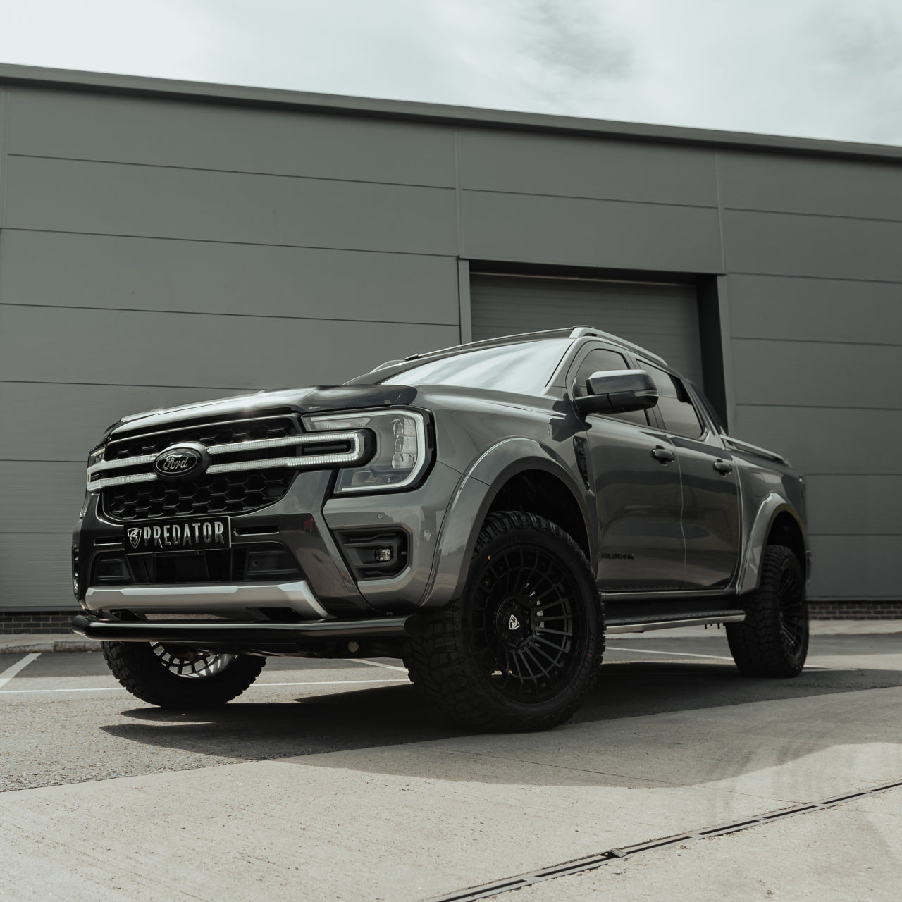 FORD RANGER 2023- STYLISH WHEEL ARCHES IN VARIOUS COLOURS