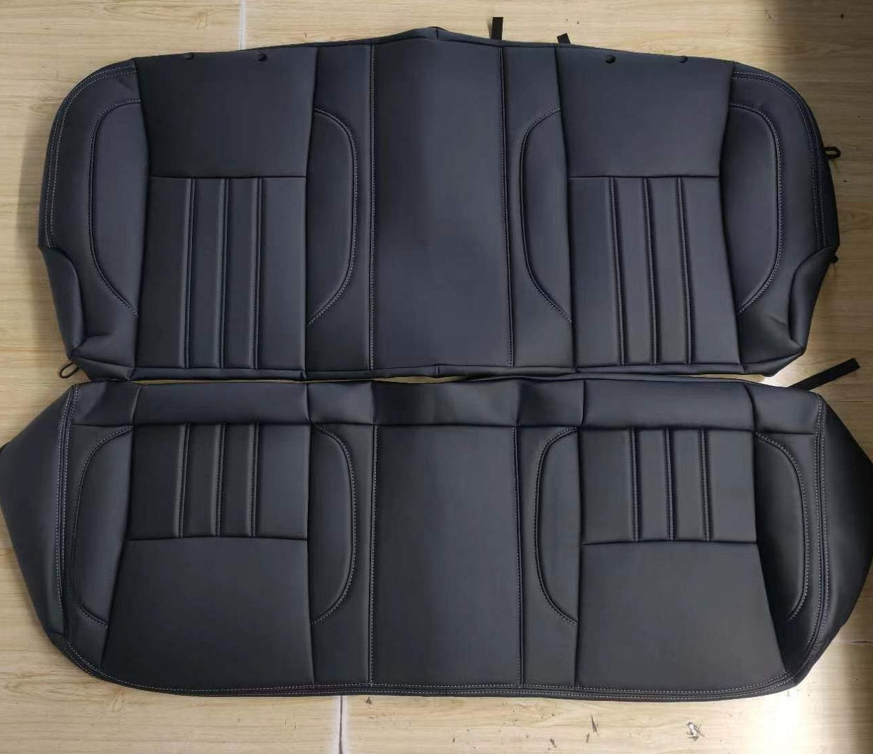 Leather look seat covers - Nissan Navara