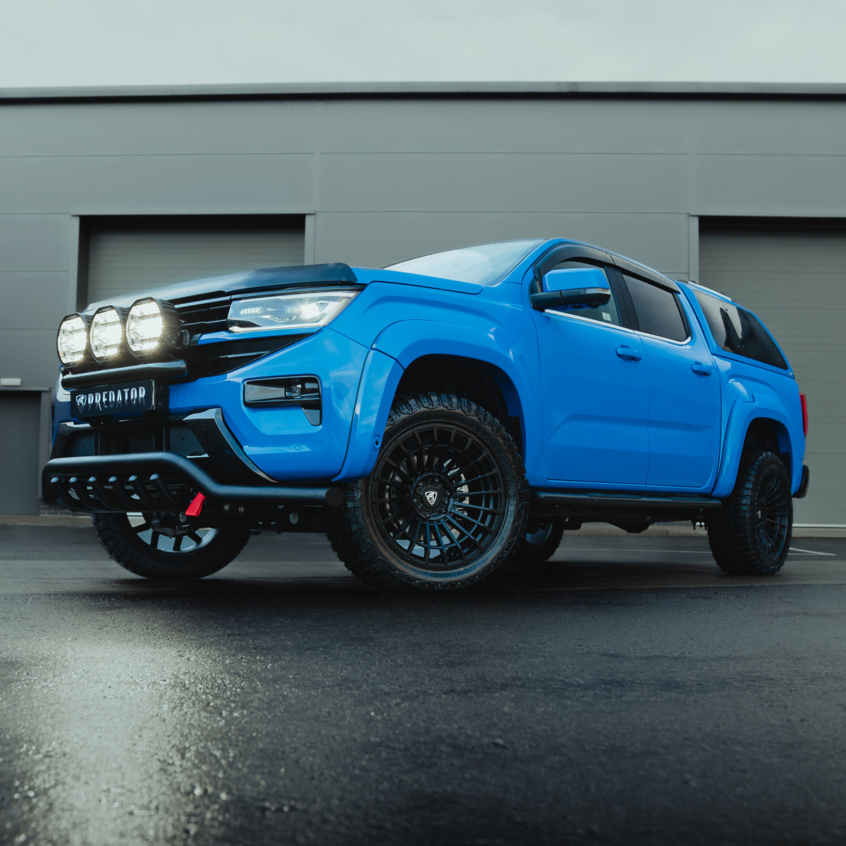 VW Amarok 2023 - Predator Flares